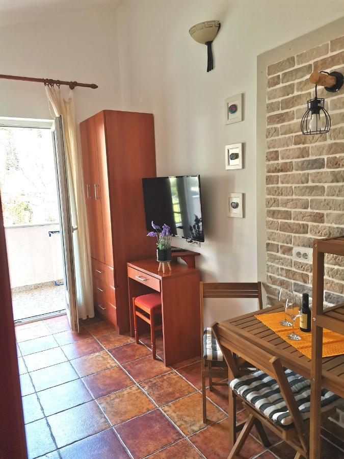 Apartments Maris Petrovac エクステリア 写真